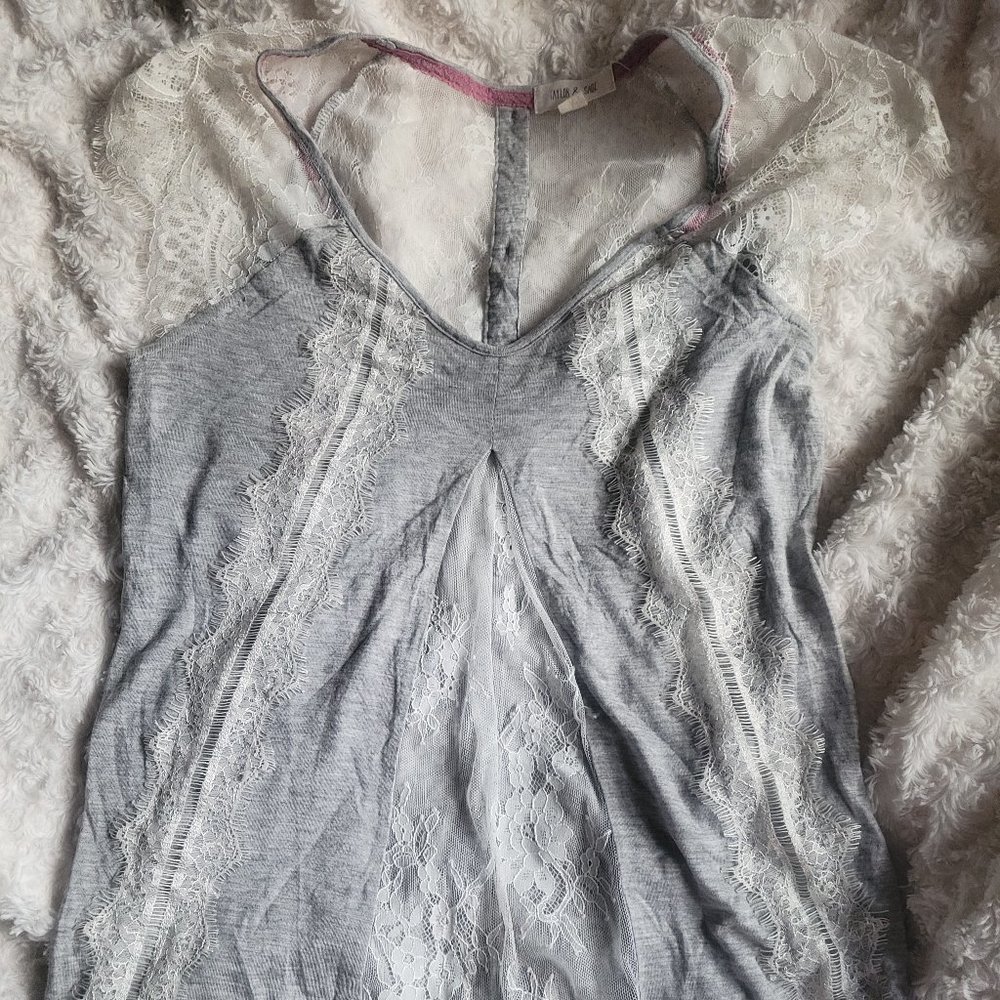 Taylor & Sage lace top